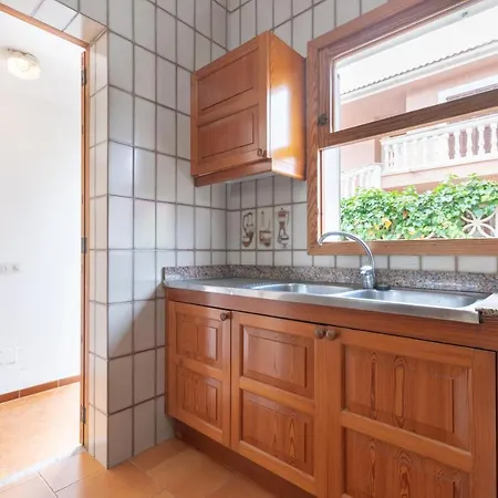 Anecs Villa *