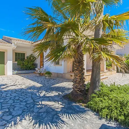 Anecs Villa